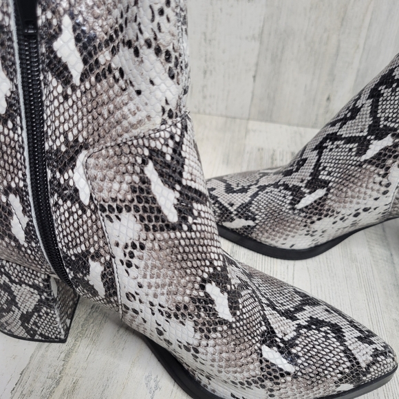 Tony Bianco Snake Print Booties - Picture 6 of 8